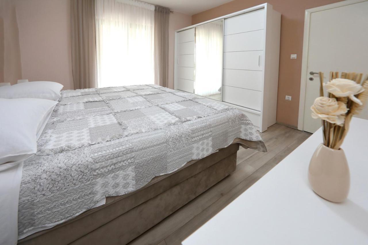 Apartment Lucijan Bibinje Exterior foto